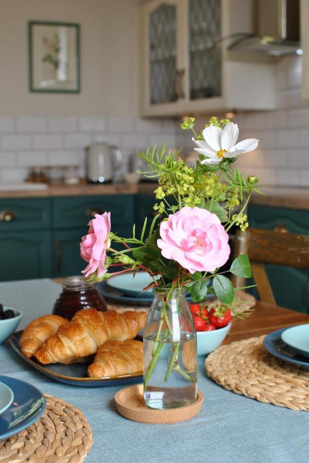 Clover Cottage Countryside Retreat With Sea Views クレイル エクステリア 写真