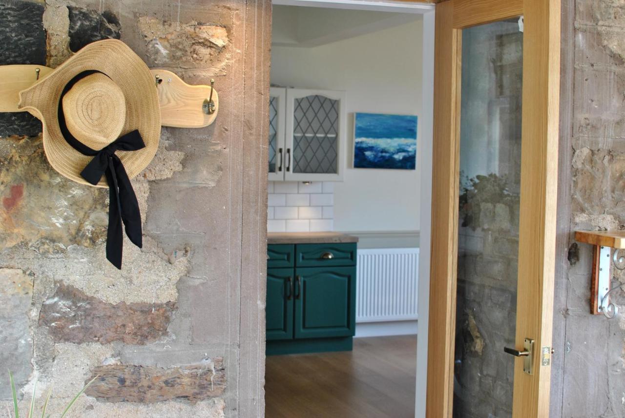 Clover Cottage Countryside Retreat With Sea Views クレイル エクステリア 写真