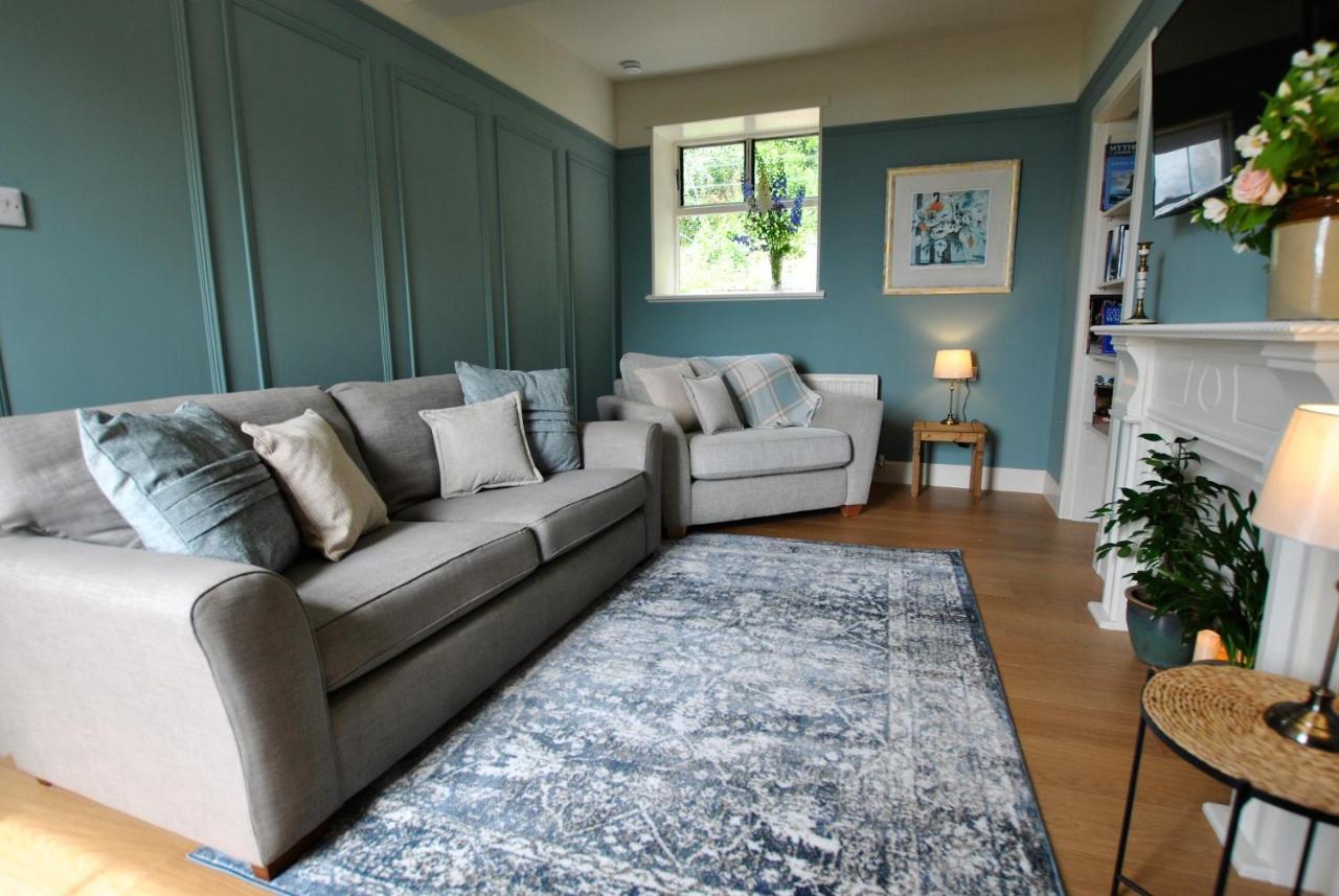 Clover Cottage Countryside Retreat With Sea Views クレイル エクステリア 写真