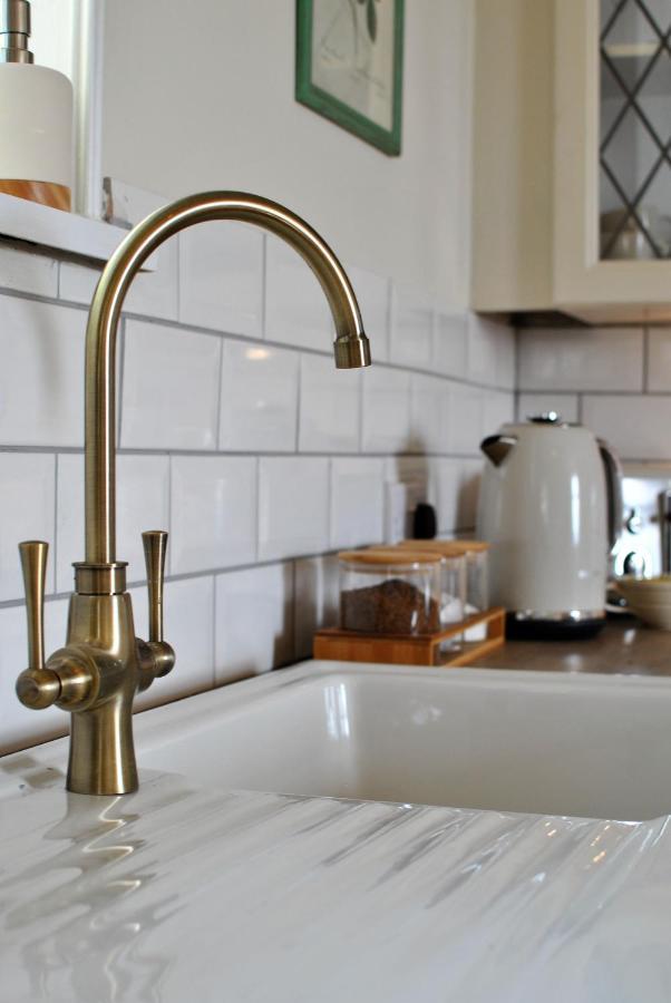 Clover Cottage Countryside Retreat With Sea Views クレイル エクステリア 写真